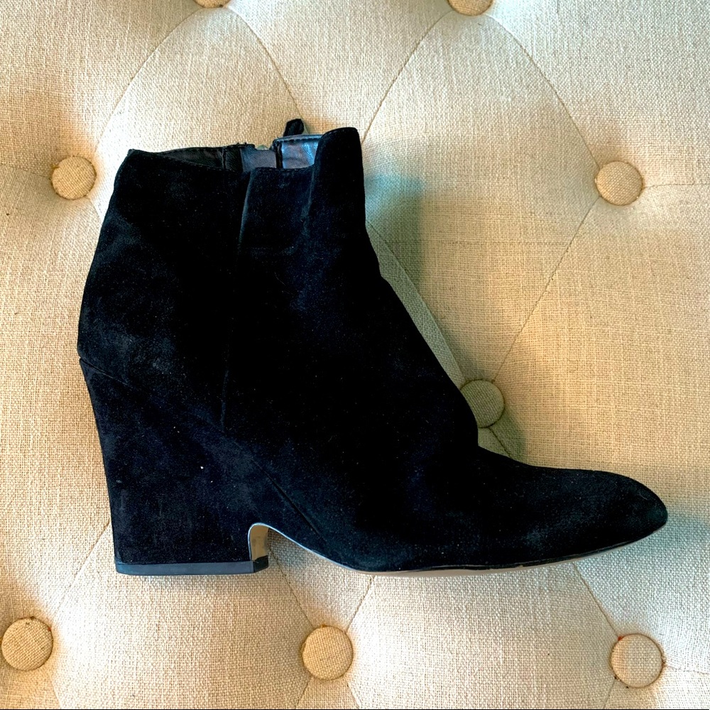 Sam Edelman black suede booties wedged heel